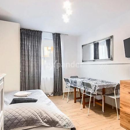 Luksusowy Gaj Apartament By Apartamenty Na Dni Wrocław Extérieur photo